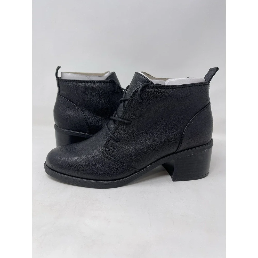 Clarks Nevella Harper Black Leather Ankle Boots Women's Size 8M New Box Defects*